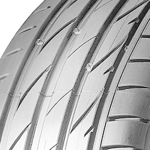 Maxxis Victra Sport 5 ( 235/40 ZR19 96Y XL )