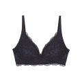 Triumph Bügelloser BH »Amourette Charm T«, Stretch-Spitze, leicht, weich, tiefer V-Ausschnitt