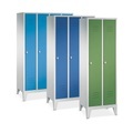 C+P Garderobenschrank Classic mit Füssen, Drehriegelverschluss, 2 Abteile, HxBxT 1.850 x 610 x 500 mm
