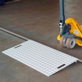 Jungheinrich PROFISHOP, Keilbrücke aus Aluminium, TK 3.000 kg, mögliche Höhendifferenz 30-70 mm