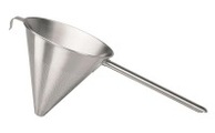 1x Spitzsieb mit Rundgriff 20cm