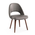 Knoll Saarinen Conference Stuhl - Gestell Walnuss