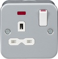 KnightsBridge Metal Clad 13A 1G DP switched socket with neon