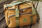 Reisetasche S in Braun/Grün