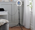 undefined, Dimmbares LED Lichtring mit Smartphone-Halterung, 12\