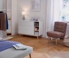 undefined, Kommode mit Schubladen und Fächern