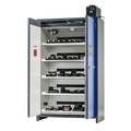 asecos® Sicherheitsschrank Typ 90 für Lithium-Ionen-Batterien ION-PRO-CHARGE, HxBxT 2224x1193x615 mm, 5x gelochte Fachböden, 5x Steckdosenleiste (CH-Ausführung), 1x Bodenauffangwanne