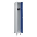 C+P Spind Classic PLUS, Füsse, 1 Abteil, HxBxT 1.950 x 300 x 500 mm, lichtgrau, enzianblau, für Vorhängeschloss, ohne Mitteltrennwand