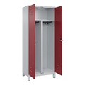C+P PSA Doppel-Spind Classic PLUS, Füsse, 2 Abteile, HxBxT 1.950 x 800 x 500 mm, lichtgrau, rubinrot, für Vorhängeschloss