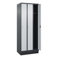 C+P Spind Classic PLUS, Sockel, 3 Abteile, HxBxT 1.950 x 750 x 500 mm, anthrazitgrau, lichtgrau, Zylinderschloss, ohne Mitteltrennwand