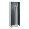 C+P Spind Classic PLUS, 2 Abteile, lichtgrau / grau, B 600 mm, mit Bodensockel, Drehriegel, Trennwand mittig