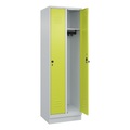 C+P Spind Classic PLUS, Sockel, 2 Abteile, HxBxT 1.950 x 600 x 500 mm, lichtgrau, clowngrün, für Vorhängeschloss, ohne Mitteltrennwand