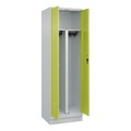 C+P PSA Doppel-Spind Classic PLUS, Sockel, 2 Abteile, HxBxT 1.950 x 600 x 500 mm, lichtgrau, clowngrün, Zylinderschloss