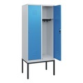 C+P Spind Classic PLUS, Gestell, 2 Abteile, HxBxT 1.950 x 800 x 500 mm, lichtgrau, lichtblau, Zylinderschloss, ohne Mitteltrennwand