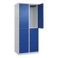C+P Doppelstock-Spind Classic PLUS, 2 Abteile, lichtgrau / enzianblau, HxB 1850 x 800 mm, mit Bodengleitern, Zylinderschloss