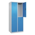 C+P Doppelstock-Spind Classic PLUS, 2 Abteile, lichtgrau / lichtblau, HxB 1850 x 800 mm, mit Bodengleitern, Zylinderschloss