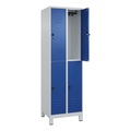 C+P Doppelstock-Spind Classic PLUS, 2 Abteile, lichtgrau / enzianblau, HxB 1950 x 600 mm, mit Füßen, Drehriegel