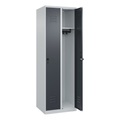 C+P Spind Classic PLUS, 2 Abteile, lichtgrau / grau, B 600 mm, mit Bodengleitern, Drehriegel