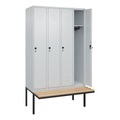 C+P Spind Classic PLUS Sitzbank, 4 Abteile, lichtgrau, B 1200 mm, Sicherheits-Drehriegel, auskragend, Buche-Hartholz