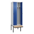 C+P Spind Classic PLUS Sitzbank, 2 Abteile, mittig, lichtgrau / enzianblau, B 600 mm, Sicherheits-Drehriegel, auskragend, Buche-Hartholz