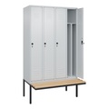 C+P Spind Classic PLUS Sitzbank, 4 Abteile, mittig, lichtgrau, B 1200 mm, Sicherheits-Drehriegel, auskragend, Buche-Hartholz