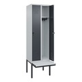 C+P Spind Classic PLUS Sitzbank, 2 Abteile, lichtgrau / grau, B 600 mm, Sicherheits-Drehriegel, auskragend, Kunststoff
