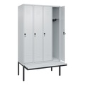 C+P Spind Classic PLUS Sitzbank, 4 Abteile, lichtgrau, B 1200 mm, Sicherheits-Drehriegel, auskragend, Kunststoff