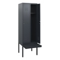 C+P Spind Classic PLUS, 2 Abteile, HxBxT 1.950 x 600 x 815 mm, Zylinderschloss, auskragende Bank aus Kunststoff, anthrazitgrau, anthrazitgrau
