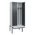 C+P Spind Classic PLUS Sitzbank, 2 Abteile, mittig, lichtgrau / grau, B 800 mm, Sicherheits-Drehriegel, auskragend, Kunststoff