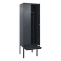C+P Spind Classic PLUS Sitzbank, 2 Abteile, mittig, grau, B 600 mm, Zylinderschloss, auskragend, Kunststoff