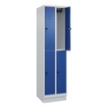 C+P Doppelstock-Spind Classic PLUS, Sockel, 2 Abteile, HxBxT 1.950 x 500 x 500 mm, lichtgrau, enzianblau, 4 Fächer, für Vorhängeschloss