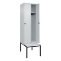 C+P Spind Classic PLUS Sitzbank, 2 Abteile, lichtgrau, B 600 mm, Sicherheits-Drehriegel, untergebaut, Kunststoff
