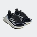 adidas Performance Laufschuh »Ultraboost Light Laufschuh«