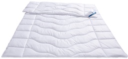 Beco Kunstfaserbettdecke »Sanalux Protect«, leicht, Füllung Polyester, Bezug Baumwolle oder Polyester, (1 St.), Bettdecke in 135x200, 155x220, 200x200 cm, Sommer oder Winter