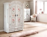 Premium collection by Home affaire Drehtürenschrank »Taunus«, aus massivem Fichtenholz, mit dekorativen Blumenprint auf den Fronten, Höhe 189 cm