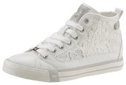 Mustang Shoes Sneaker, mit feinen Häkelapplikationen