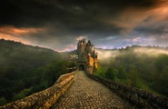 Papermoon Fototapete »Photo-Art KRZYSZTOF BROWKO, ELTZ«, Vliestapete, hochwertiger Digitaldruck, inklusive Kleister