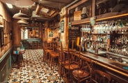 Papermoon Fototapete »RETRO PUB-BAR BISTRO RESTAURANT VINTAGE DEKORATION XXL«, Vliestapete, hochwertiger Digitaldruck, inklusive Kleister