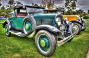 Papermoon Fototapete »OLDTIMER-AUTOS VINTAGE CARS MOTORRAD RETRO CAR CHOPPER«, Vliestapete, hochwertiger Digitaldruck, inklusive Kleister