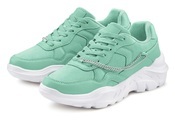 LASCANA Sneaker, mit Chunky-Sohle und Ketten-Element VEGAN