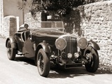Papermoon Fototapete »Oldtimer«, Vliestapete, hochwertiger Digitaldruck