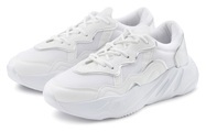 LASCANA Sneaker, im sportiven Look und Chunky-Sohle VEGAN
