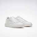 Reebok CLUB C 85-7.5 38.5