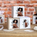Partybox Braunes Kraftpapier mit Sticker quadratisch (24er Set)