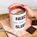 Farbige Tasse rot
