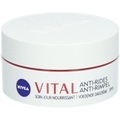 NIVEA Vital Ultra nährende Anti-Falten Ultra nährende Tagespflege SPF15