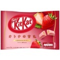 KitKat Dark Strawberry 135.6g Japan-Edition