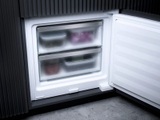 Miele Einbau-Kühl-Gefrierkombination für professionelles Einlagern, dank PerfectFresh Pro und DynaCool.  KF 7742 D