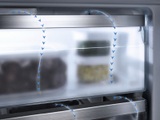 Miele Einbau-Kühl-Gefrierkombination für optimales Einlagern dank DynaCool, komfortabler LED Beleuchtung und NoFrost. KFN 7734 D