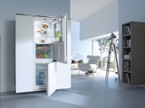 Miele Einbau-Kühl-Gefrierkombination für hochwertige Lagerumgebungen, dank PerfectFresh, LED Beleuchtung und NoFrost. KFN 37282 iD